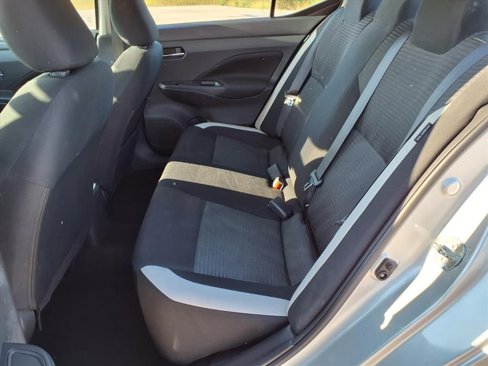 Used 2022 Nissan Versa SV image 25