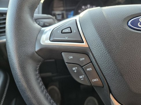 Used 2024 Ford Edge Titanium image 18