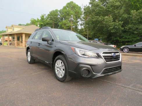 Used 2019 Subaru Outback 2.5i image 3
