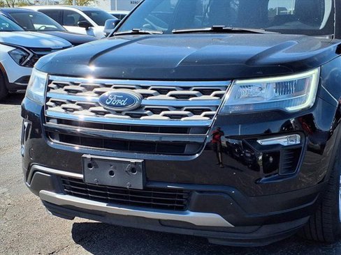 Used 2018 Ford Explorer XLT w/ Equipment Group 202A image 23