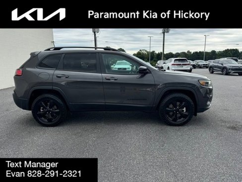 Used 2023 Jeep Cherokee Altitude Lux w/ Lux Elite Package image 24