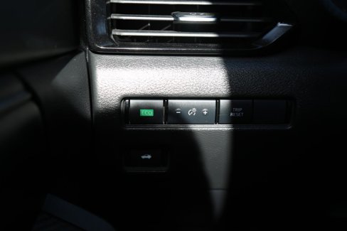 Used 2024 Nissan Sentra SV image 28
