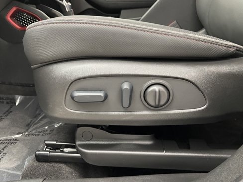 Certified 2023 Chevrolet TrailBlazer RS image 9