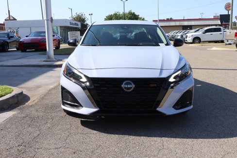 Used 2023 Nissan Altima 2.5 SR image 12