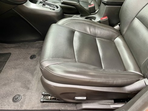 Used 2014 Chevrolet Cruze LTZ image 17