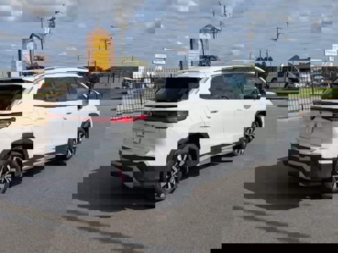 New 2025 Volkswagen Tiguan S image 3
