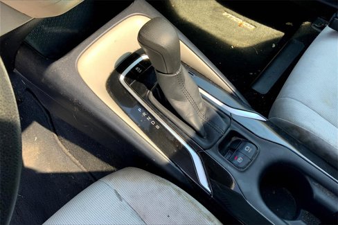 Used 2020 Toyota Corolla LE image 18