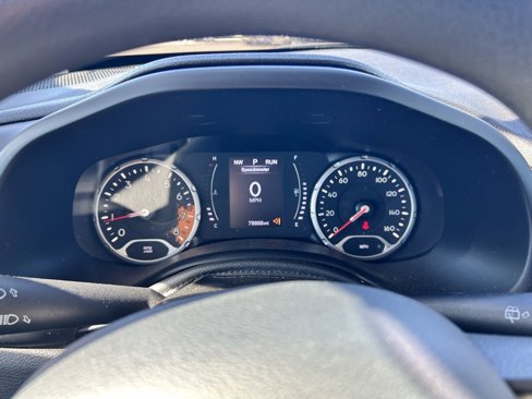 Used 2017 Jeep Renegade Sport w/ Power & Air Group image 8