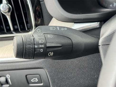 Used 2018 Volvo XC60 T6 Inscription w/ Vision Package image 20