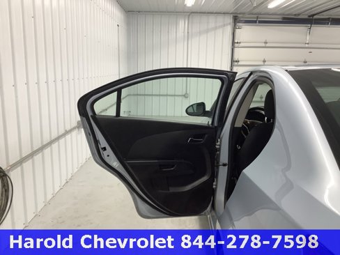 Used 2017 Chevrolet Sonic LT image 10