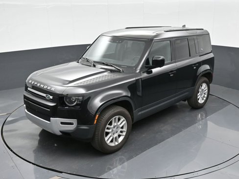 Used 2024 Land Rover Defender 110 S image 26