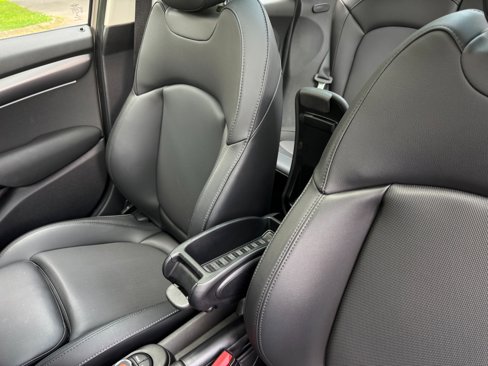 Used 2022 MINI Cooper S w/ Premium Package image 14