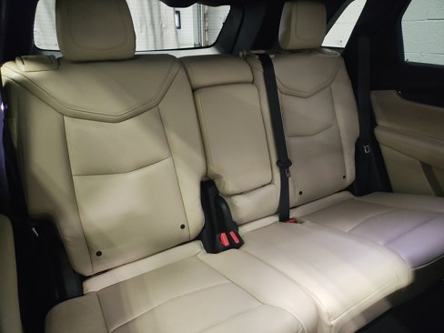 Used 2017 Cadillac XT5 FWD image 10