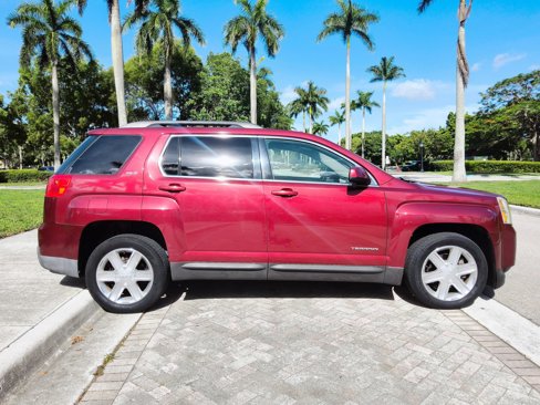 Used 2011 GMC Terrain SLT image 8