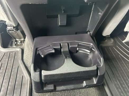 Used 2015 Toyota Sequoia SR5 image 34