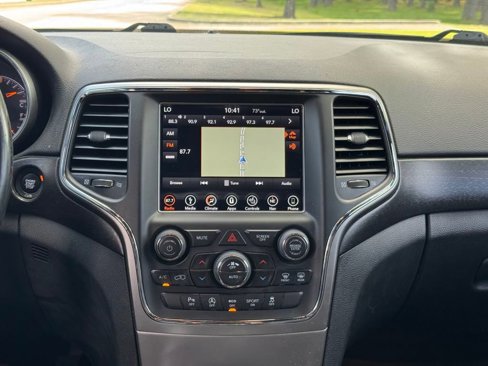 Used 2018 Jeep Grand Cherokee Altitude image 5