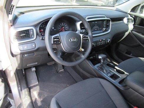 Used 2019 Kia Sorento LX image 14