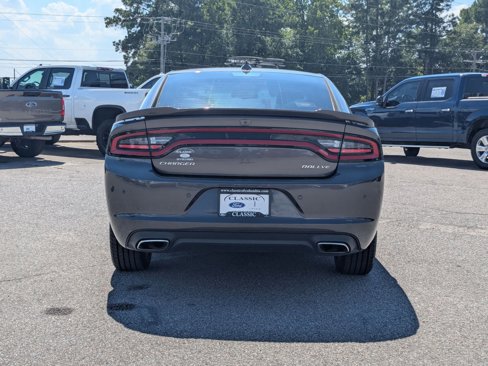 Used 2016 Dodge Charger SXT w/ AWD Plus Group image 6