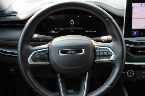 Used 2022 Jeep Compass Trailhawk w/ Trailhawk Elite Group image 16
