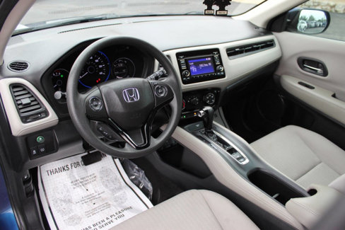 Used 2017 Honda HR-V LX image 17