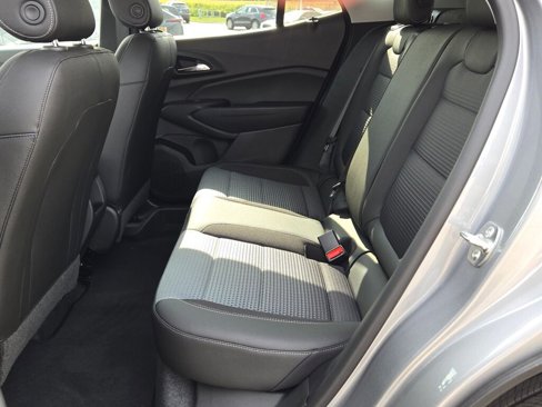 New 2025 Chevrolet Trax LT w/ Driver Confidence Package image 17