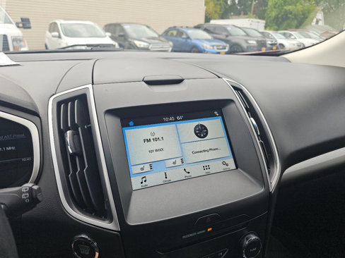 Used 2017 Ford Edge SEL w/ Equipment Group 201A image 16