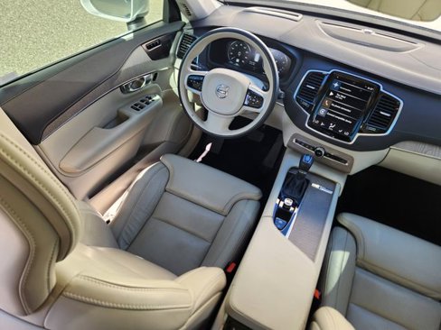 Certified 2022 Volvo XC90 T6 Inscription w/ Advanced Package image 10