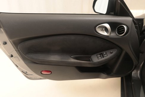 Used 2012 Nissan 370Z Touring w/ Sport Pkg image 36