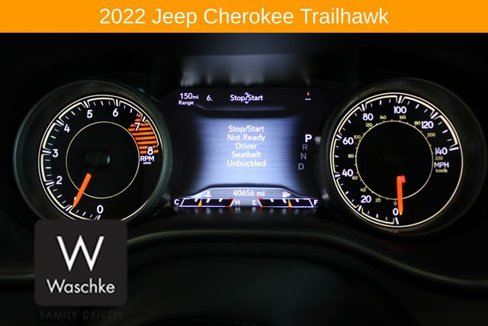 Used 2022 Jeep Cherokee Trailhawk w/ Trailer Tow Group image 41