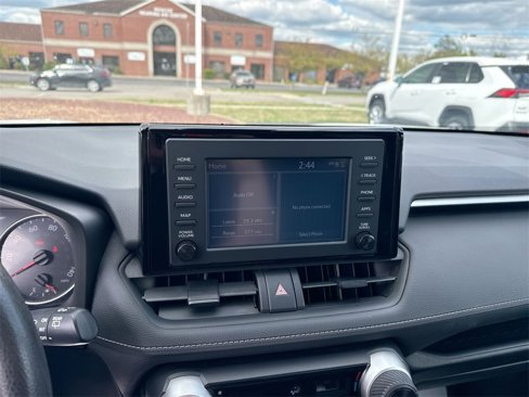 Used 2019 Toyota RAV4 LE image 23