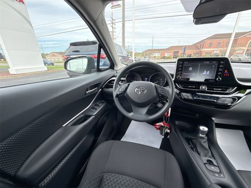 Used 2021 Toyota C-HR LE image 15