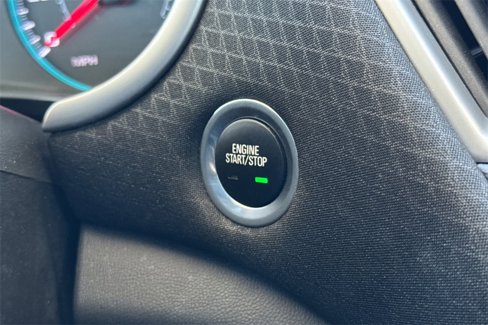 Used 2023 Chevrolet Malibu LT image 31
