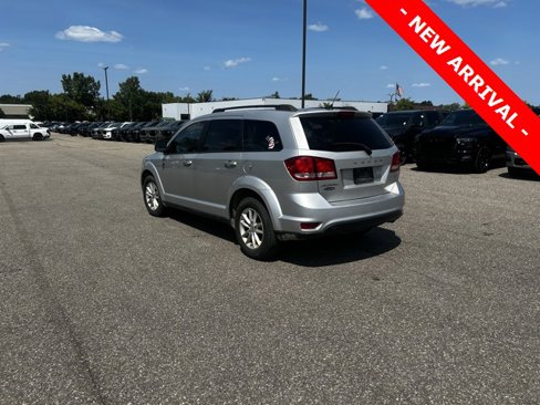 Used 2013 Dodge Journey SXT w/ Flexible Seating Group image 3