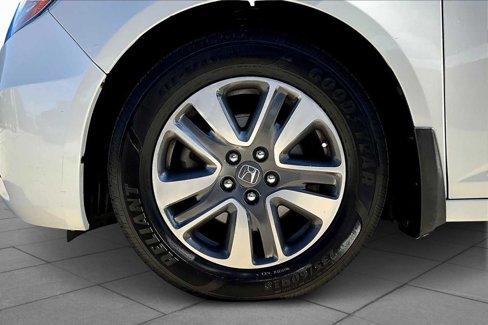 Used 2016 Honda Odyssey Touring Elite image 10