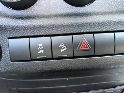 Used 2013 Jeep Wrangler Sport image 19