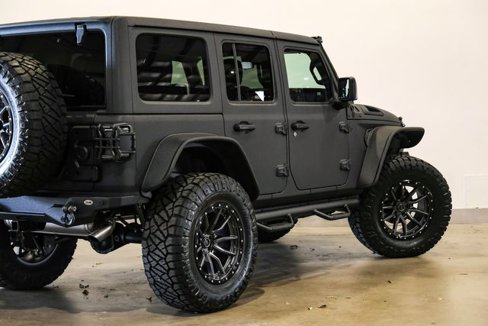 Used 2024 Jeep Wrangler Unlimited Sport image 35