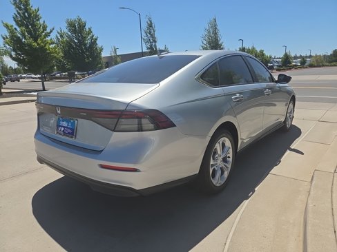 New 2025 Honda Accord LX image 4