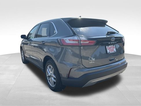 Certified 2024 Ford Edge SEL image 3