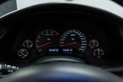 Used 1999 Chevrolet Corvette Coupe w/ Roof Pkg image 17