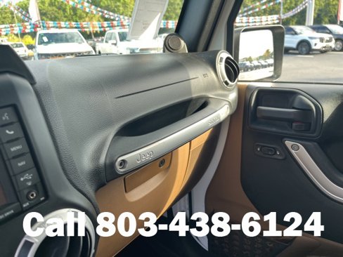 Used 2014 Jeep Wrangler Unlimited Sahara w/ Connectivity Group image 29