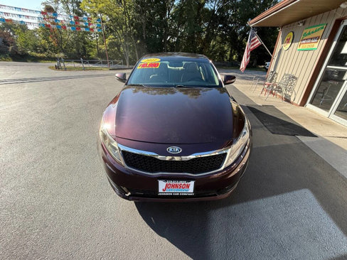 Used 2011 Kia Optima LX image 4
