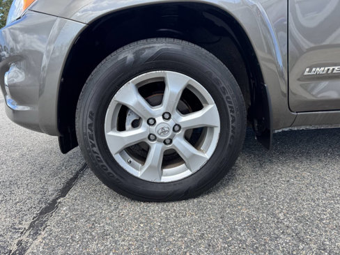 Used 2011 Toyota RAV4 Limited image 4