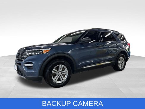 Used 2021 Ford Explorer XLT w/ Equipment Group 202A image 10