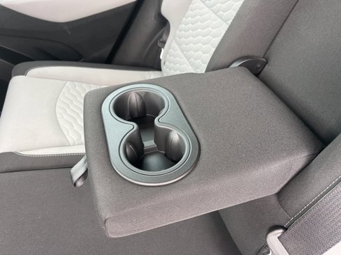 Used 2018 Chevrolet Equinox LS image 41