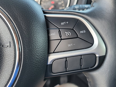 Used 2018 Jeep Compass Altitude w/ Popular Equipment Group image 6