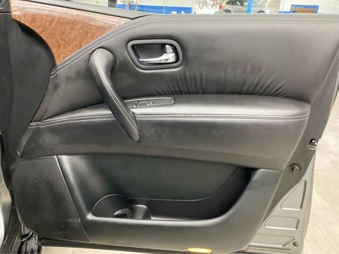 Used 2016 INFINITI QX80 Luxe w/ 22" Wheel Package image 26