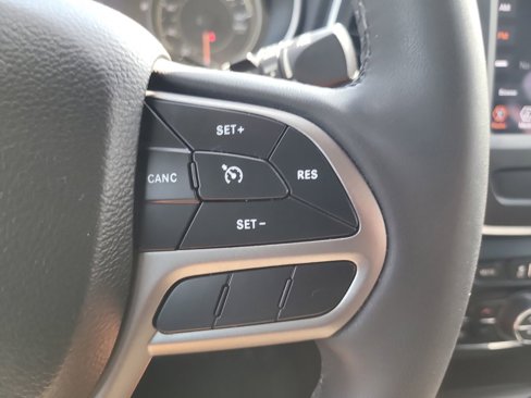 Used 2022 Jeep Cherokee Latitude Lux image 30