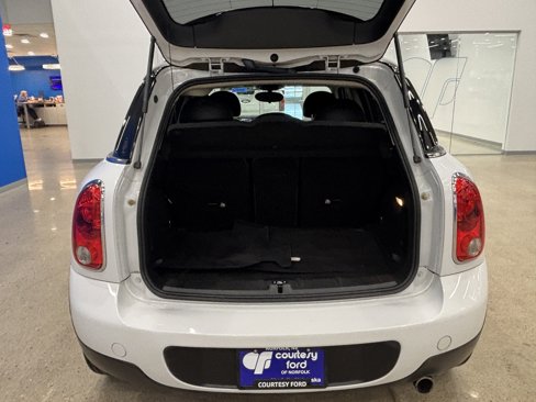 Used 2014 MINI Cooper Countryman image 9