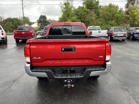 Used 2016 Toyota Tacoma SR5 image 7