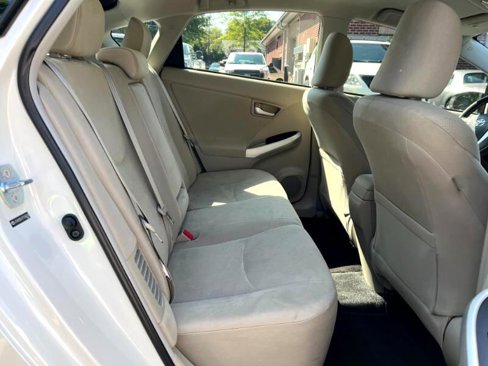 Used 2012 Toyota Prius Three image 27